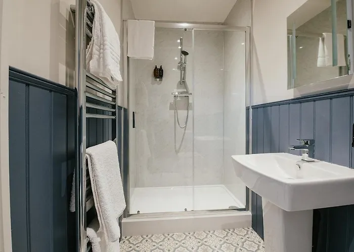 Miresfield Farm Bed & Breakfast 4*